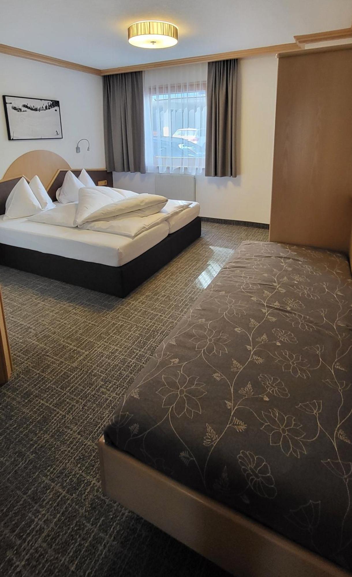 Appartements Tschol Martin Sankt Anton am Arlberg Room photo